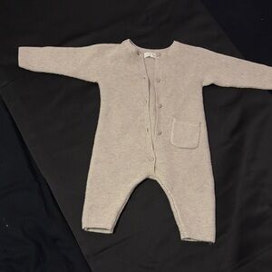 Zara Soft Gray Knit Baby Footie
